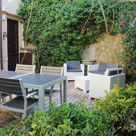A Un Passo Dal Mare Apartment